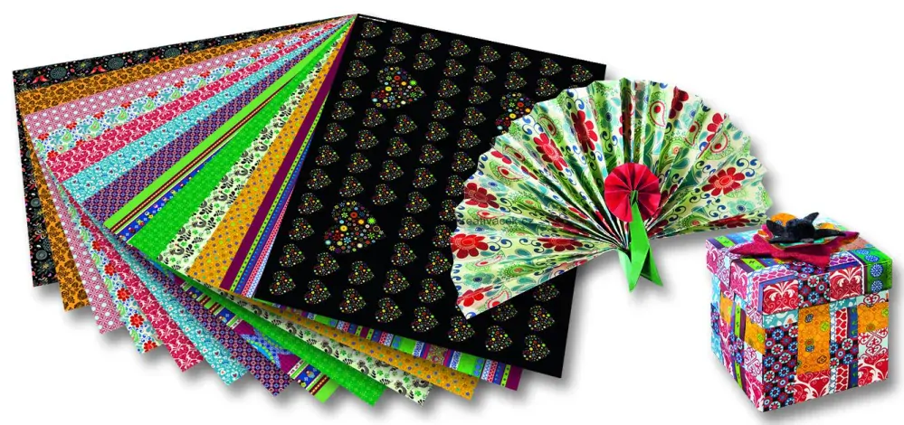 Kartón s motívom folklór 270g/m2 13 hárkov formátu 50x 70 cm 13 motívov
