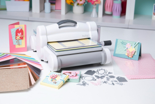 SIZZIX Big Shot Plus A4, vrátane štartovacej sady